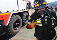 Биробиджанские огнеборцы «пригрозили пальцем» предпринимателю за пожароопасное шоу