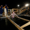 Крещенские купания после двухлетнего перерыва снова были организованы на Спортивной набережной Владивостока — newsvl.ru