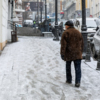 Многие тротуары даже в центре города еще никто не чистил — newsvl.ru