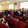 Перед началом совещания в зале выстроилась очередь  — newsvl.ru