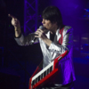На многих песнях Дидье Маруани использовал клавитару — newsvl.ru