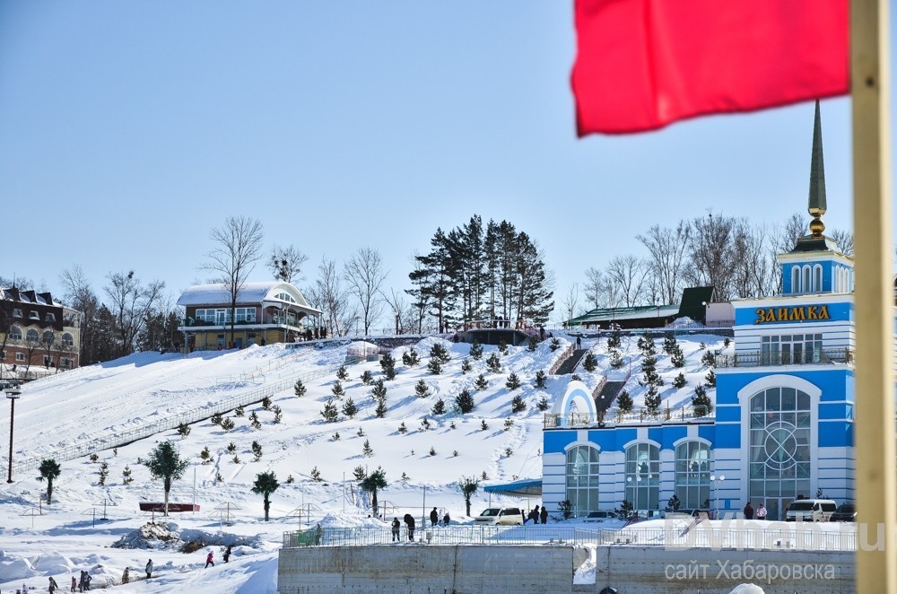 Заимка хабаровск. Парк Заимка в Хабаровске. Хабаровск Заимка Плюснина зима. Императорский дворец Заимка Хабаровск. Заимка Хабаровск зимой.