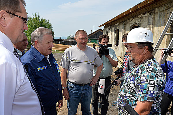 Погода маго николаевский. Поселок Маго Хабаровский край. Порт Маго Николаевск на Амуре. Посёлок Маго Николаевский район Хабаровский край. Порт Маго Хабаровский край.