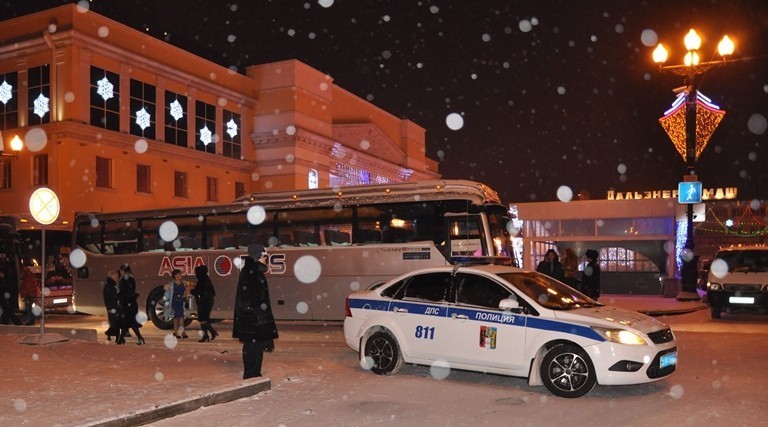 Полиция хабаровск. Новый год на улице Хабаровска полиция. Полиция Хабаровск зимой фотографии.