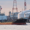 Экипаж танкера из Владивостока обвиняет работодателя в невыплате зарплат