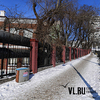На третий день после снегопада тротуары на улицах Владивостока остаются неочищенными (ФОТО)