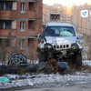 В Снеговой Пади Suzuki Jimny врезался в столб: два человека госпитализированы (ФОТО)