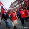 100 лет Октябрьской революции сотни жителей Владивостока отпраздновали шествием и митингом (ФОТО)