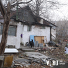 Во Владивостоке избитого мужчину оставили умирать в заброшенном доме