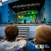 Дождь прервал концерт симфонического оркестра на площади Владивостока (ФОТО)