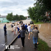 Житель Уссурийска прокатился по затопленному городу на аквабайке (ВИДЕО)