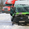 Автомобиль провалился под лед, автобус врезался в грузовик, таксист въехал в скорую — 545 ДТП зафиксировано во Владивостоке за неделю (ФОТО)