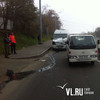 В пригороде Владивостока сбили дорожного рабочего (ФОТО)