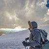 Снежная буря, поврежденная нога и радость от покорения вершины — альпинист из Владивостока рассказал о восхождении на Эльбрус (ИНТЕРВЬЮ)