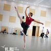 Пуанты от примы-балерины и пригласительный на балет «Щелкунчик» — на благотворительном аукционе VL.ru