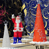 Зимний городок обретает очертания на центральной площади Владивостока