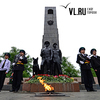 К памятнику пограничникам во Владивостоке торжественно возложили венки и цветы (ФОТО; ВИДЕО)