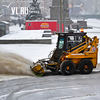 От снегопада во Владивостоке пострадали и автомобилисты, и пешеходы