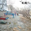 Детская площадка на улице Вилкова представляет опасность для детей (ФОТО)