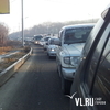 Город встал: олимпийская эстафета доставляет серьезные неудобства автомобилистам Владивостока (ФОТО)