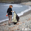 На острове Рейнеке состоялся субботник — волонтёры очистили от мусора несколько популярных пляжей (ФОТО)