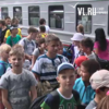 Дети, прибывшие во Владивосток из затопленных районов Приамурья, отправляются домой (ВИДЕО)