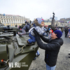 На Центральной площади Владивостока горожане отпраздновали День защитника Отечества (ВИДЕОБЛИЦ)