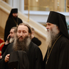 Архиерейский Собор предоставил соцгарантии священникам РПЦ