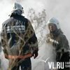 Во Владивостоке произошел пожар в деревообрабатывающем цехе (ВИДЕО)