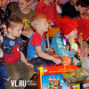 Во Владивостоке воспитанникам Детского дома №2 подарили новогоднюю сказку (ФОТО)