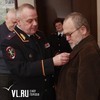 Во Владивостоке известному скульптору Валерию Ненаживину вручили почетную премию МВД России (ФОТО)