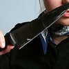 Во Владивостоке подростки заставили девочку раздеться под угрозой ножа