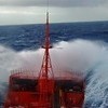 В Японском море шторм смыл с палубы теплохода более 50 автомобилей