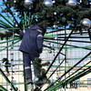 Владивосток избавляется от новогодних декораций (ФОТО)