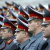 Самыми коррумпированными в России оказались милиционеры и военные