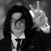 Майкл Джексон скончался в возрасте 50 лет