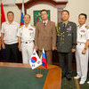Командир эсминца ВМС Кореи посетил администрацию Владивостока