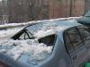 Машины во Владивостоке уничтожаются сосульками (ФОТО)