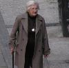 Во Владивостоке с пожилых женщин срывают сережки