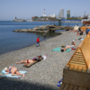 Жители Владивостока принимают майские солнечные ванны  — newsvl.ru