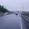 Водитель не справился с управлением на мокрой дороге, от удара машину развернуло — newsvl.ru