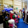 Личный кабинет Деда Мороза небольшой, но тоже с украшениями — newsvl.ru