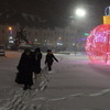 Утро горожан встретило ветром и сильным снегопадом — newsvl.ru