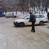 Очень скользкий подъем, ДТП с участием нескольких автомобилей — newsvl.ru