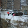 Дети радуются зимней погоде — newsvl.ru