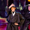Танцоры в черных плащах выступили с номером "Пижоны" — newsvl.ru