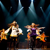 Шоу-спектакль «Gaelforce Dance» — это праздник ирландского танца, песни и музыки, который стремительно и прочно завоевал сердца миллионов зрителей по всему миру с момента его создания в 1999 году — newsvl.ru
