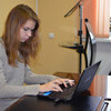 На пресс-конференции, для наглядной демонстрации составления анкеты на сайте, студентка ДВФУ Светлана заполнила заявку и стала первой участницей данного проекта — newsvl.ru