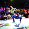 Танцевальные направления Breaking и Hip-Hop разделили участников на профессионалов и новичков, которых, по словам организатора, с каждым годом становится все больше — newsvl.ru