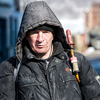 Одинокий рыбак на борту "Бригадира Ришко" — newsvl.ru